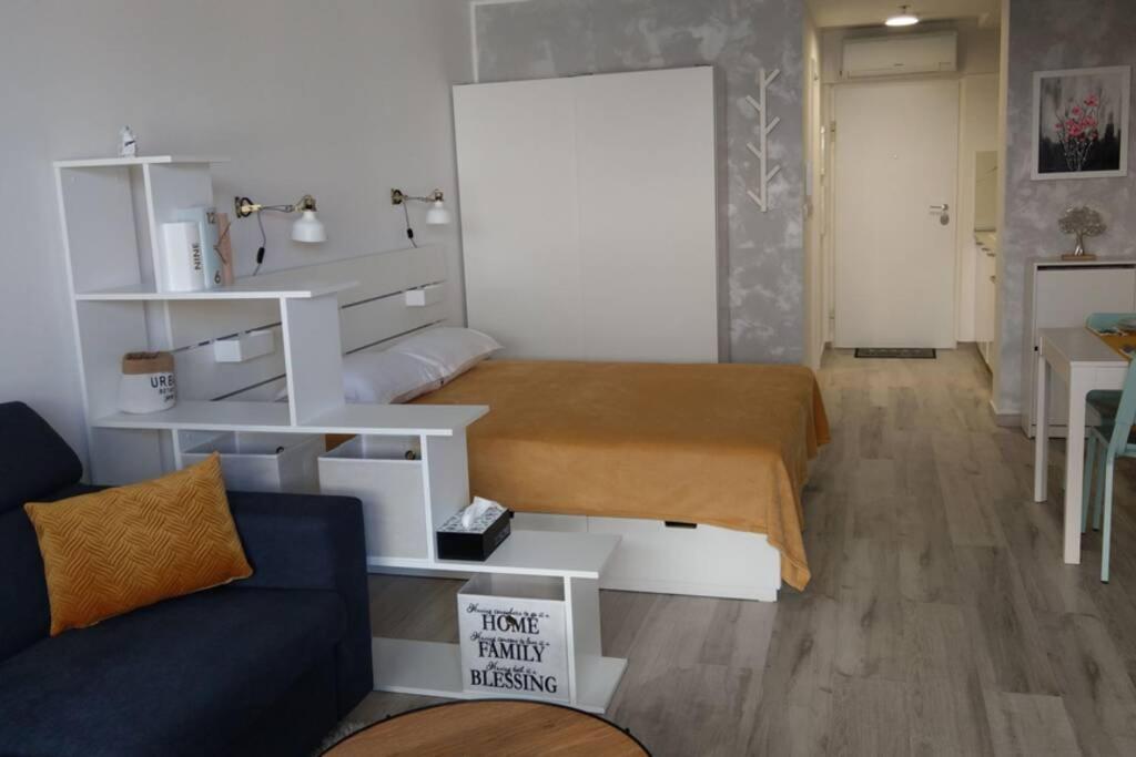 Maria, Modern Studio Apartment With Private Parking 杜布罗夫尼克 外观 照片